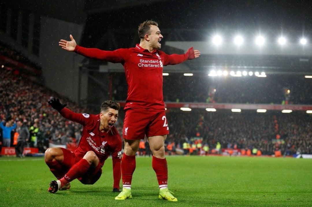 Shaqiri celebra uno de sus dos goles