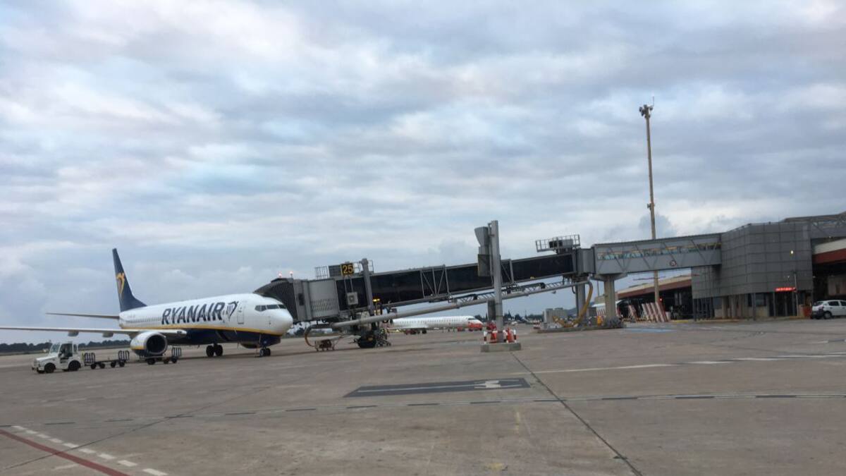 Se prohíben los vuelos internacionales a Ibiza desde este sábado