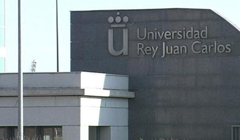 La URJC se ha visto envuelta en la polémica a raiz del máster realizado allí por la presidenta regional.