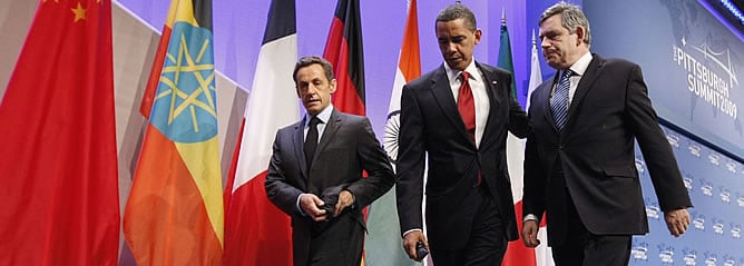 Obama, junto a Sarkozy y Brown en la cumbre del G-20.