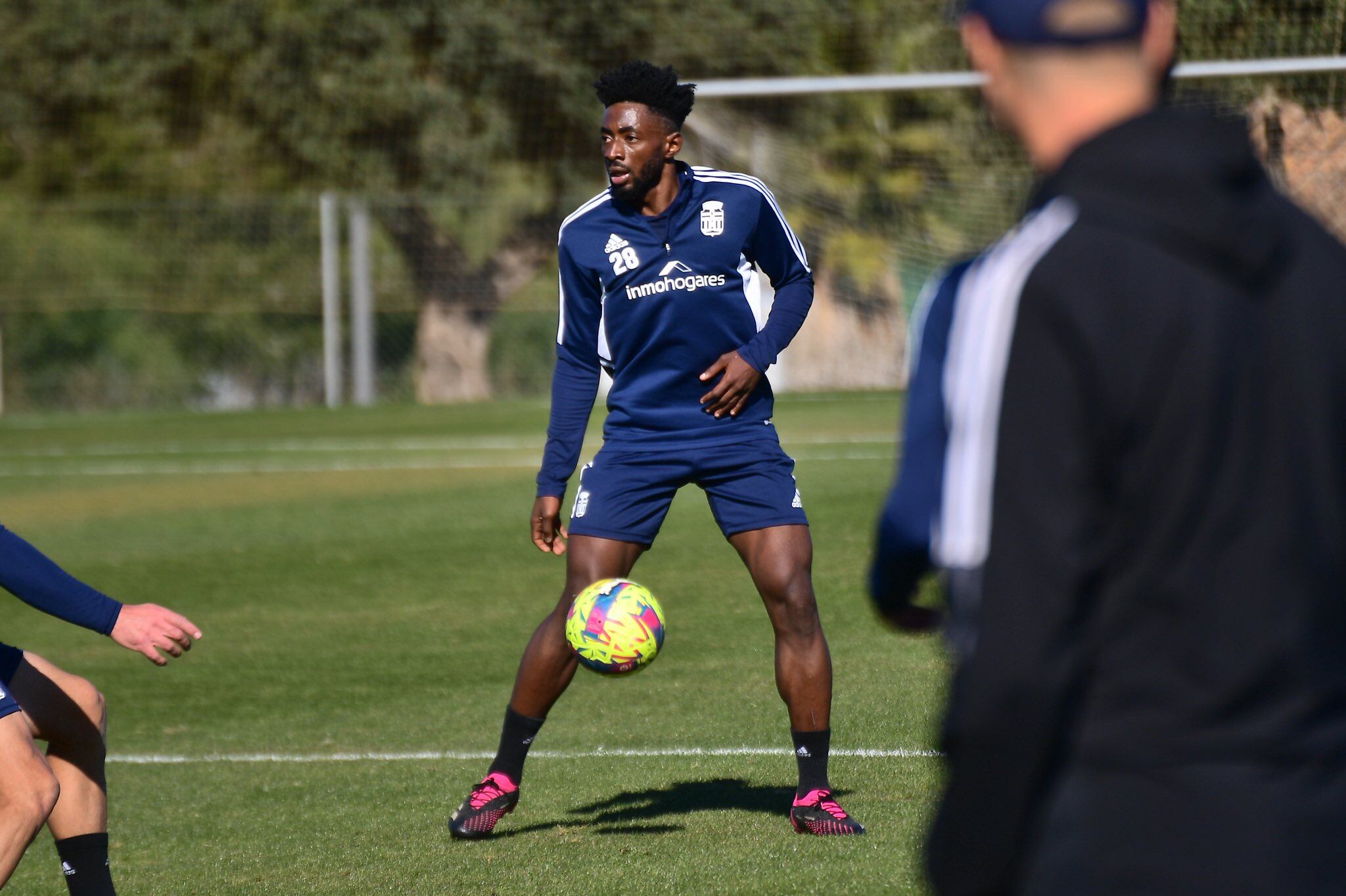 Yan Eteki durante un entrenamiento