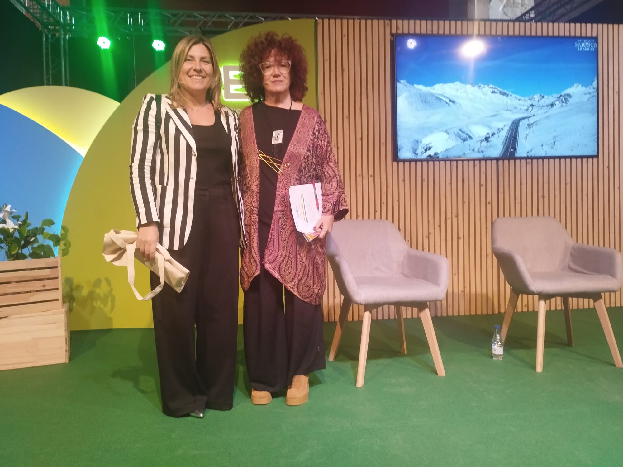 Verónica Alins, Concejala de Agroindustria - Ayuntamiento de Fraga nos da a conocer los Higos de Fraga en el I+D Agro de Fraga.