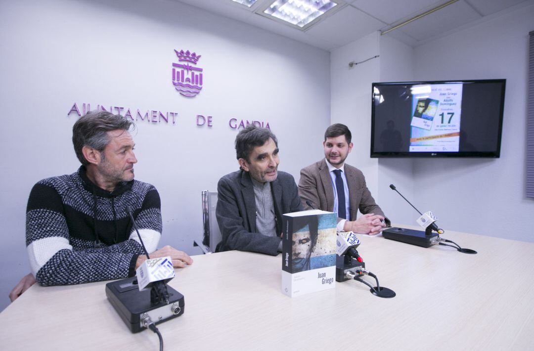 Presentación del libro en el Ayuntamiento de Gandia 