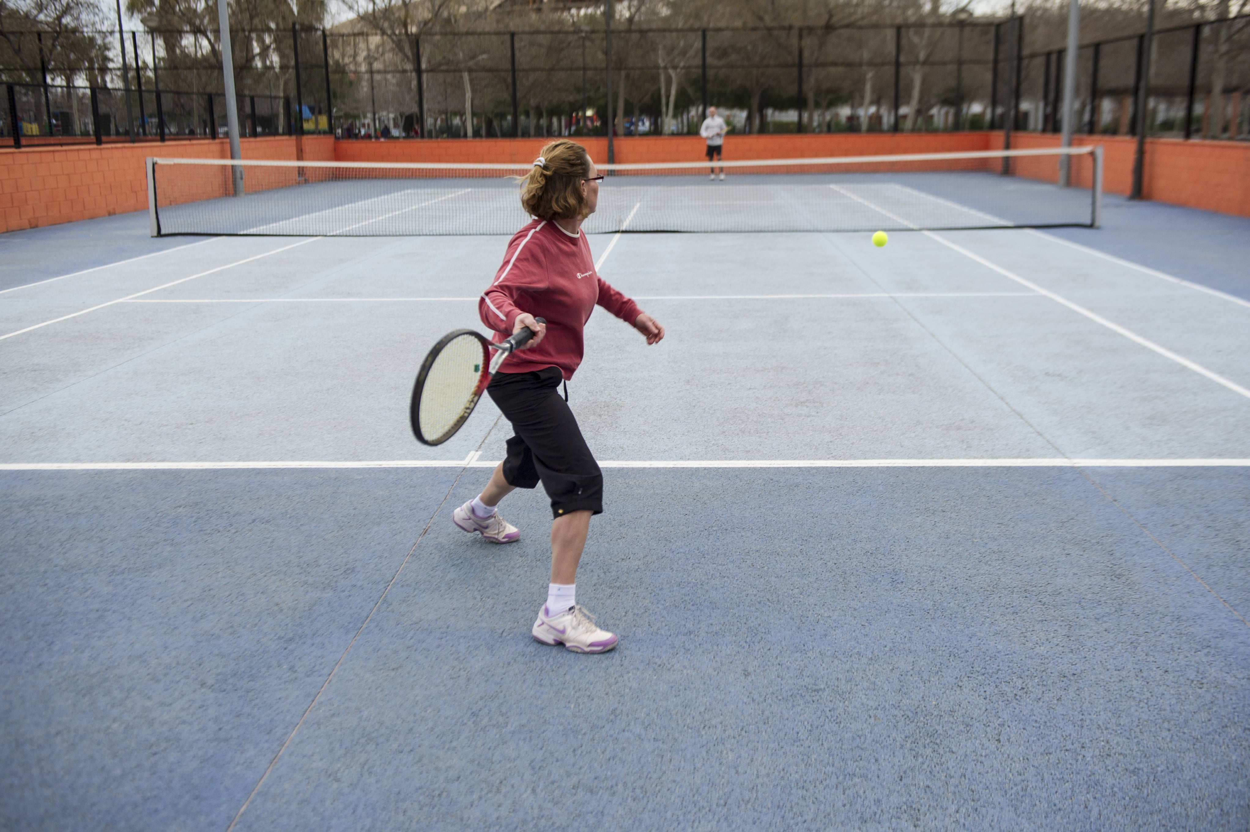 Pista de tenis del polideportivo de Orriols