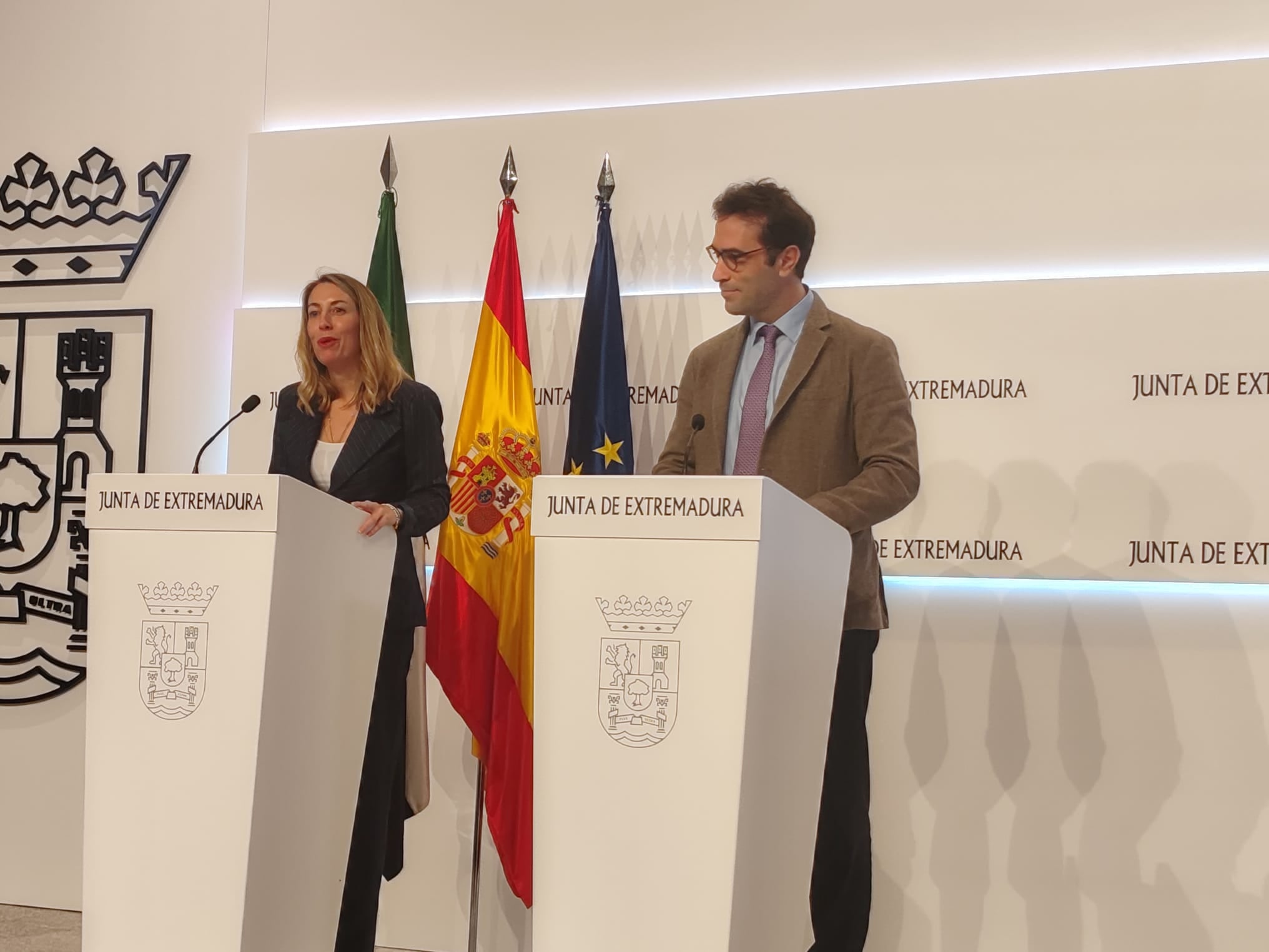 El nuevo ministro de Economía, Comercio y Competitividad, Carlos Cuerpo, eligió su tierra para la primera visita como miembro del gobierno. Ser Extremadura