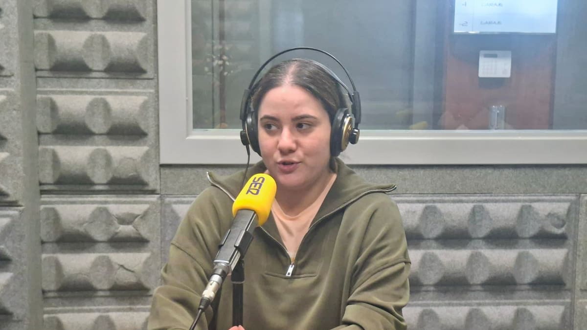 Entrevista a Maria Esclapez en Hoy por Hoy Vigo