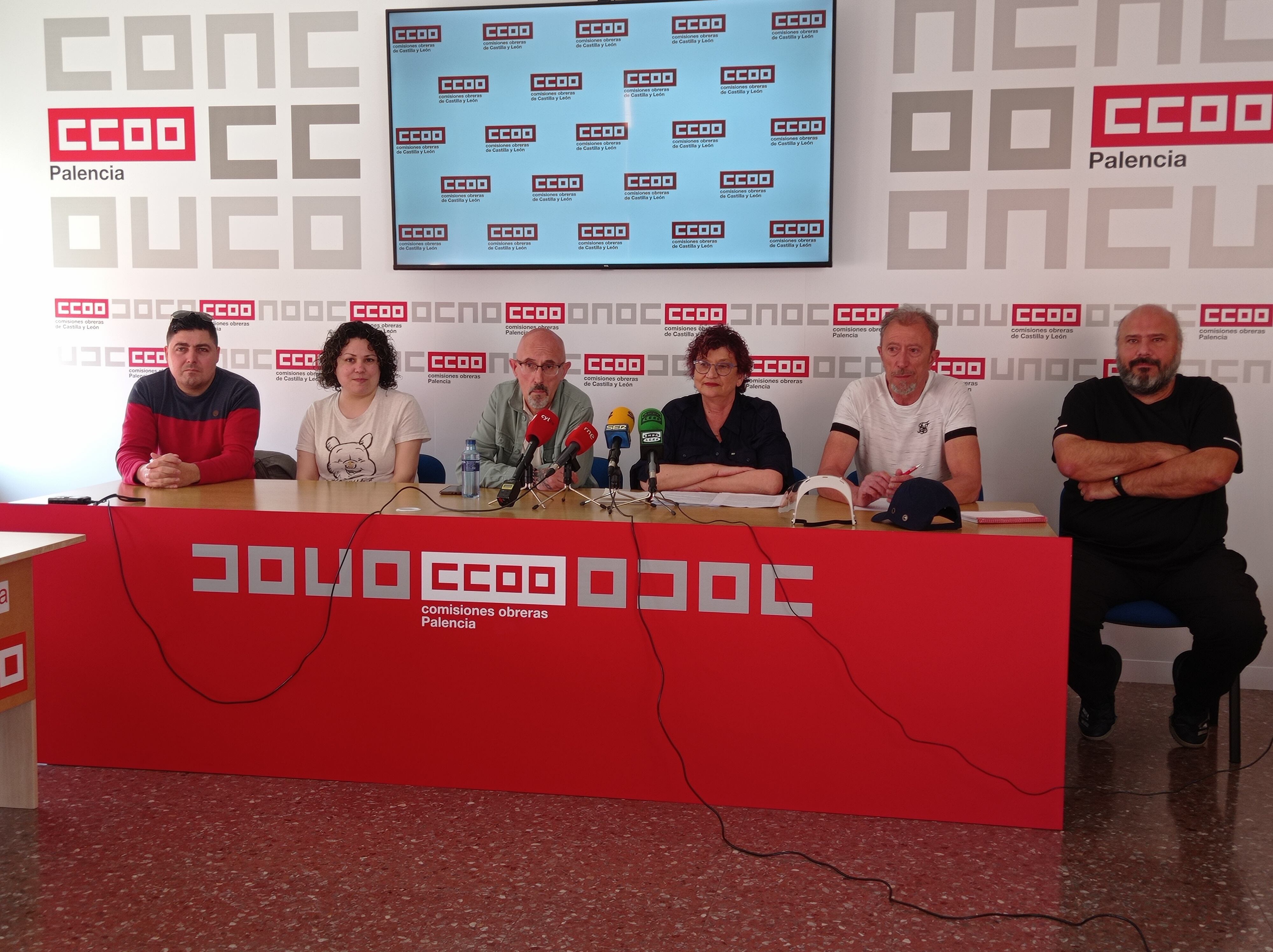Rueda de prensa en CCOO Palencia