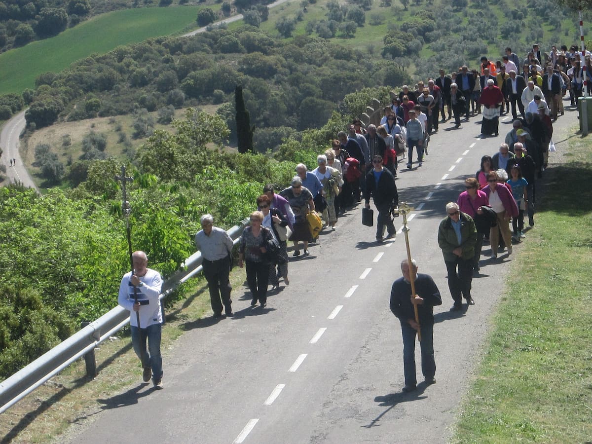 Barbastro y Berbegal inician las romerías al Monasterio de El Pueyo