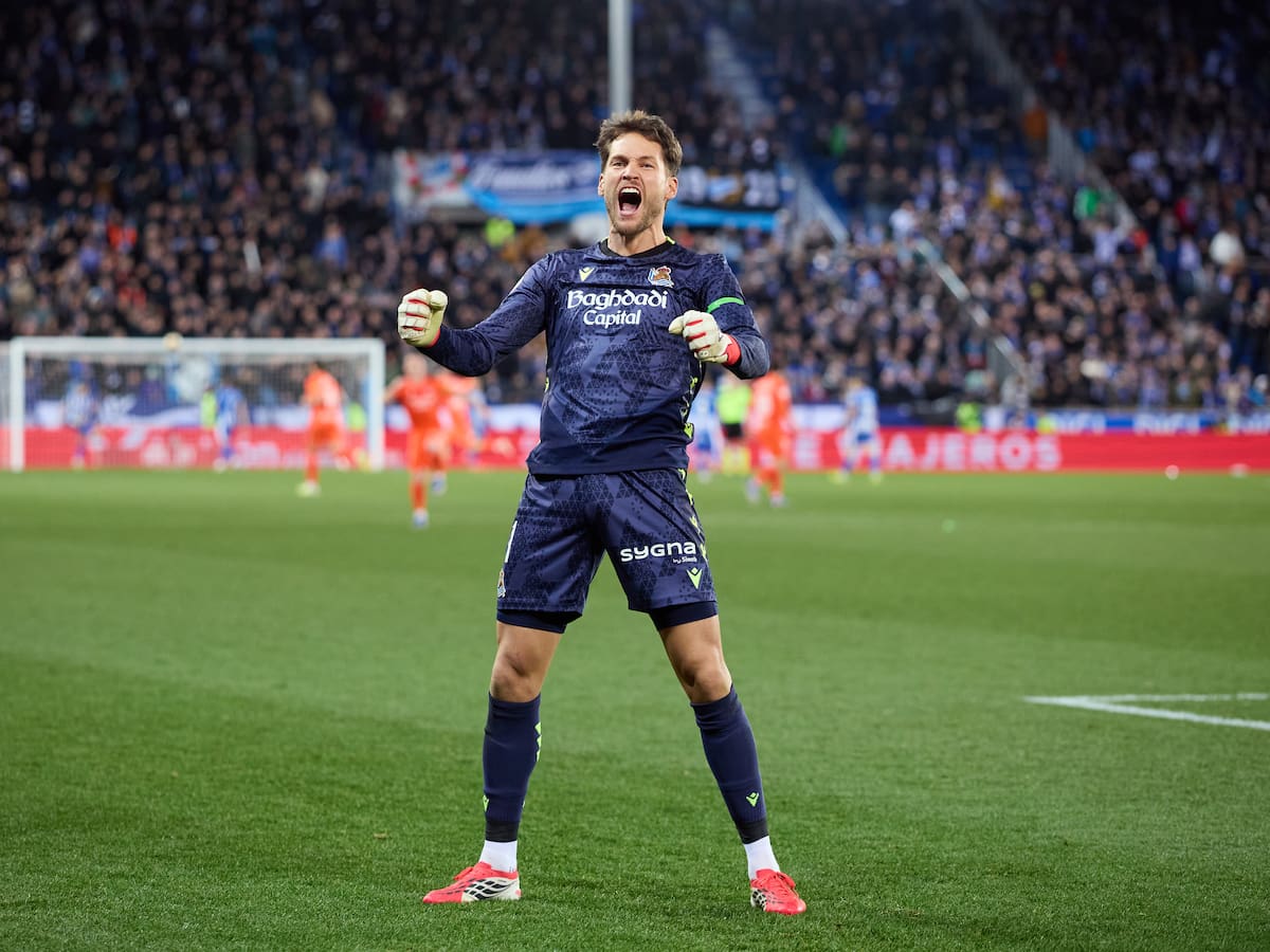 Álex Remiro reacciona en 'El Larguero' al debate de la portería en la Selección: "Yo me sumo a esa lista..."