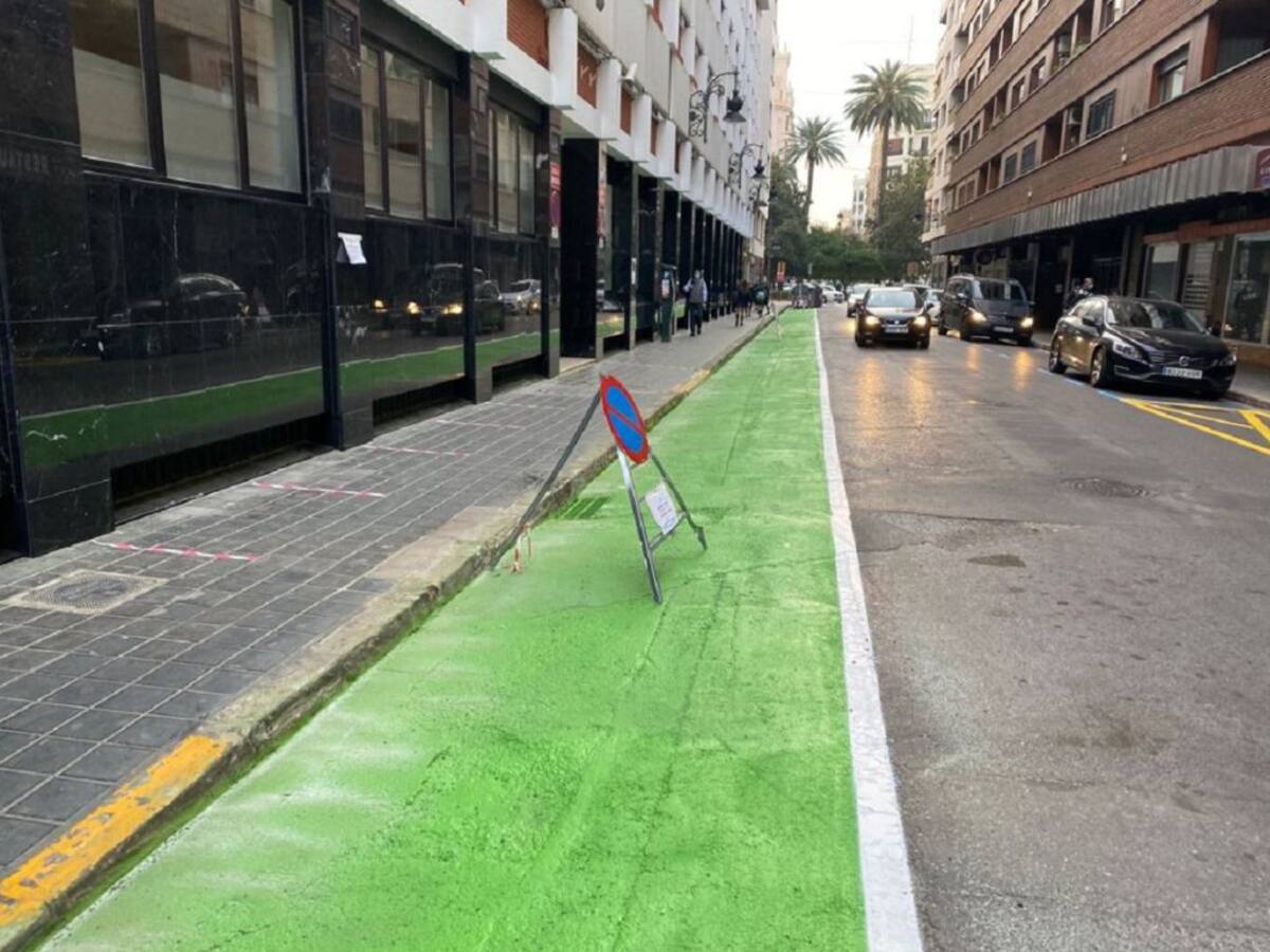 El Ayuntamiento de València prepara el 'colchón peatonal' del colegio Dominicos en Isabel La Católica