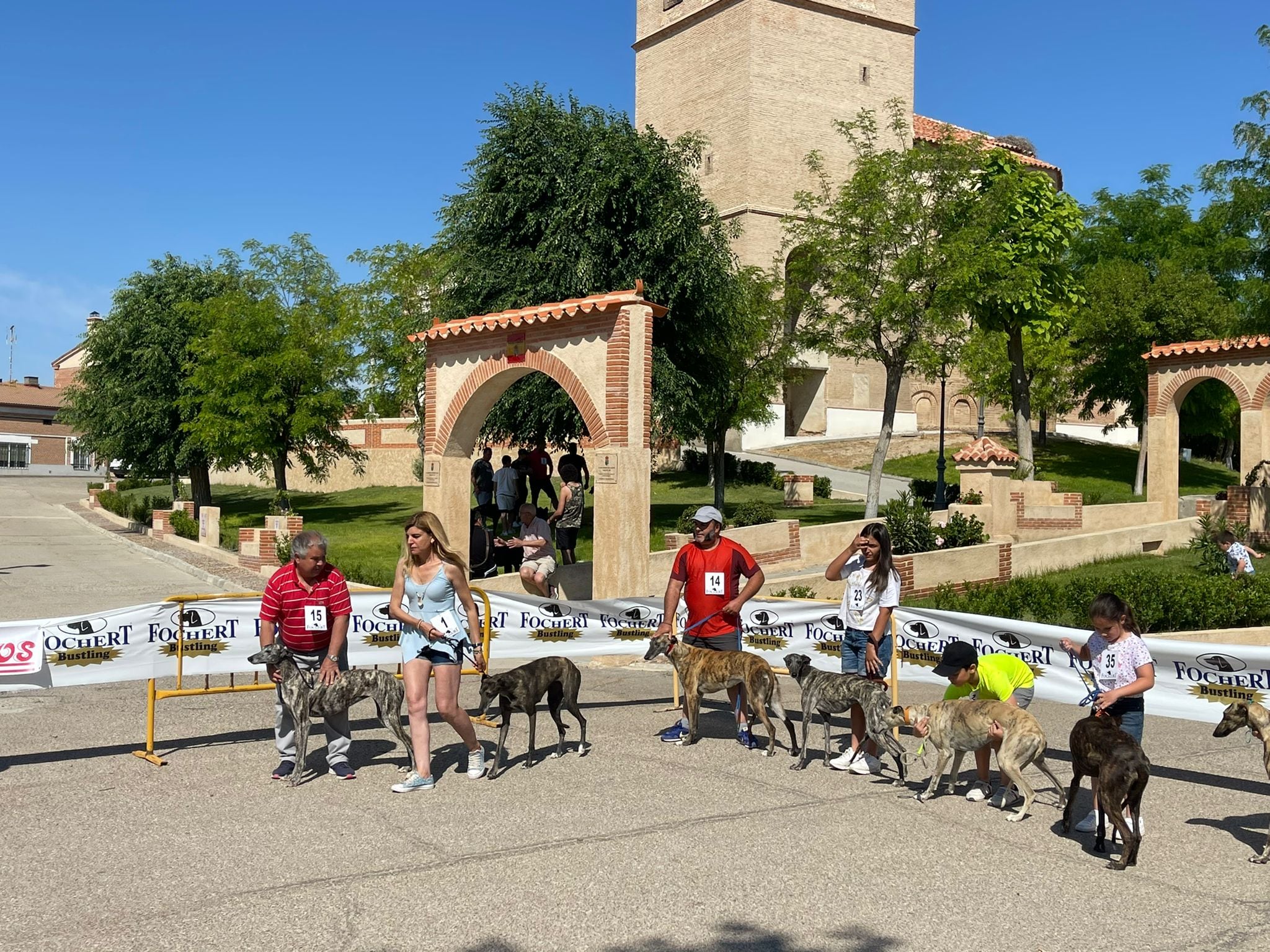 La afición galguera vivió una agradable cita en Bobadilla del Campo