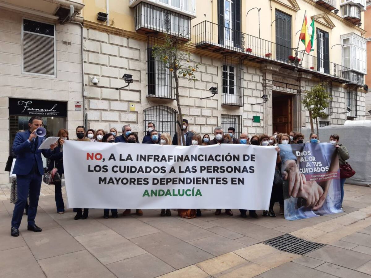 Las patronales de la dependencia se movilizan en Málaga para exigir sostenibilidad del sector