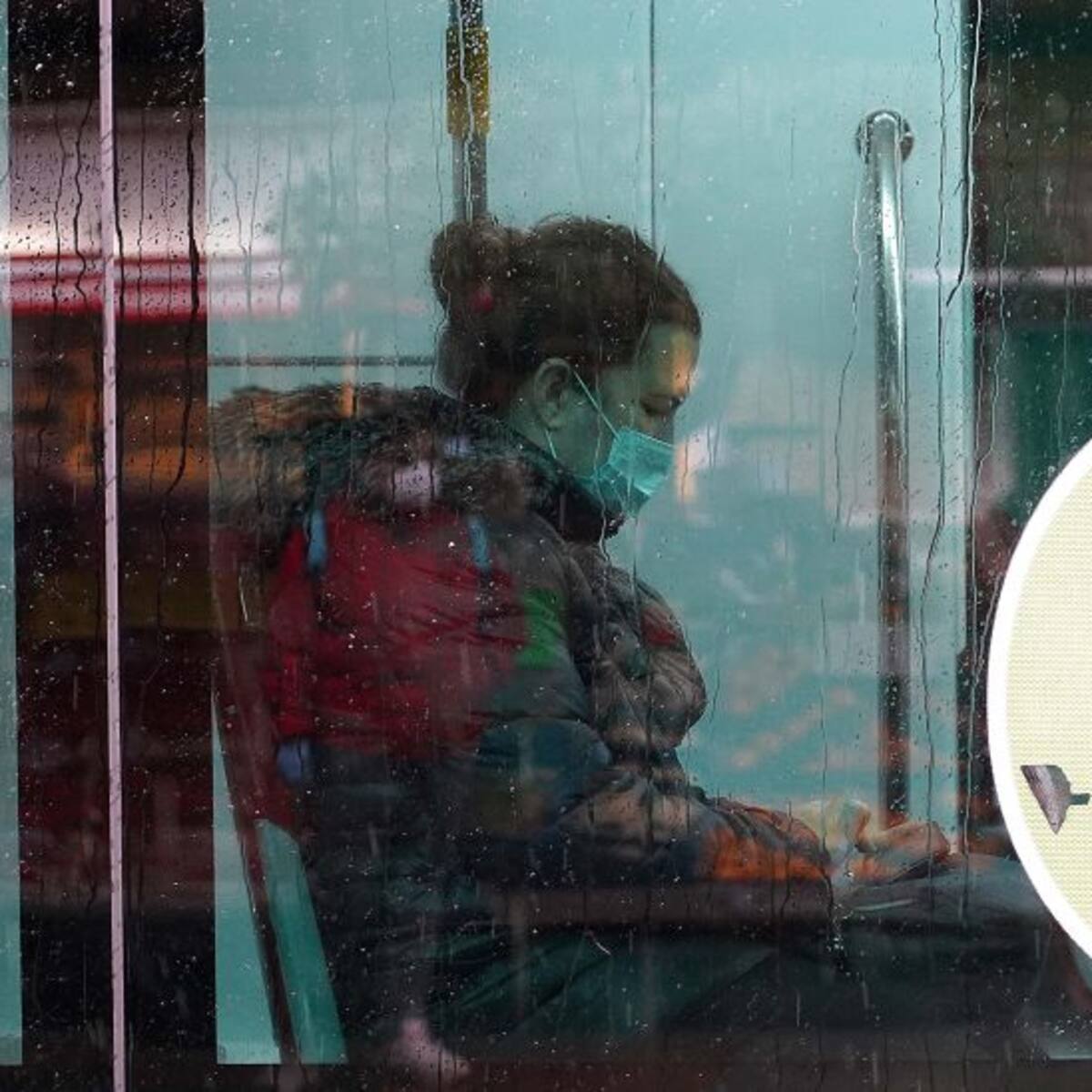 Abril deja dos millones de viajeros menos en AUVASA