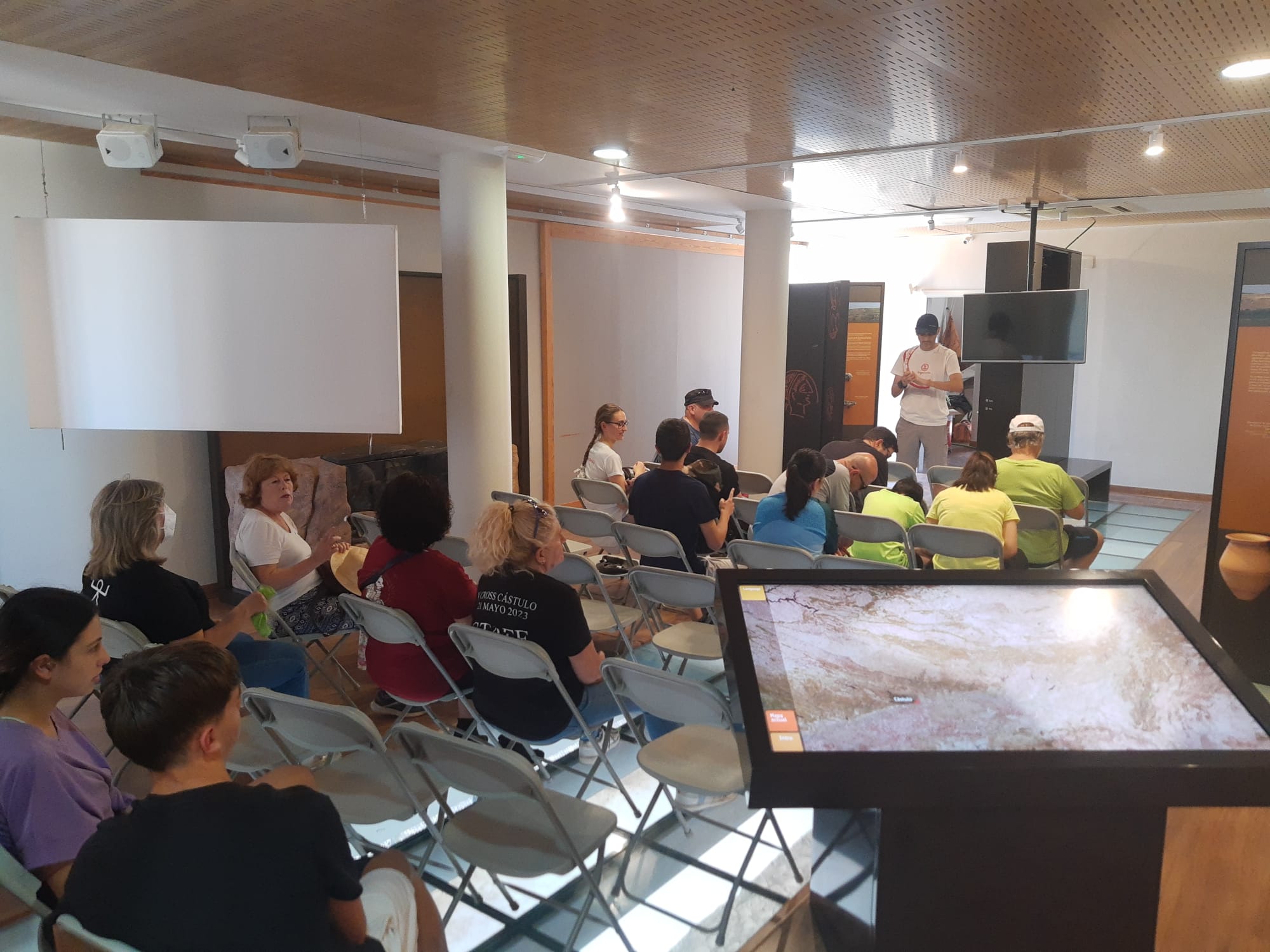 Reunión en el VI Cross de Cástulo.