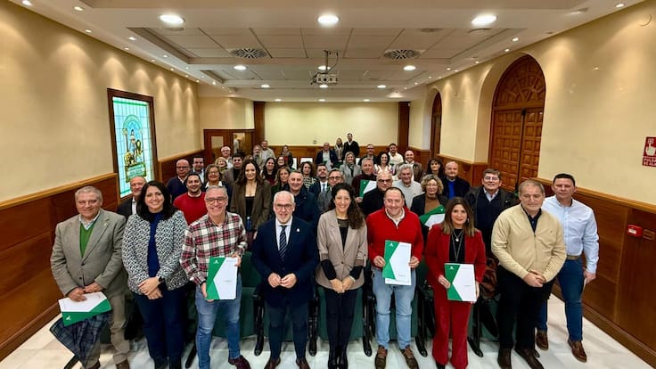 La Junta entrega 12,4 millones de euros a 97 ayuntamientos, también al de Jódar, y 6 ELAS para la contratación de 1.042 jóvenes jiennenses menores de 30 años