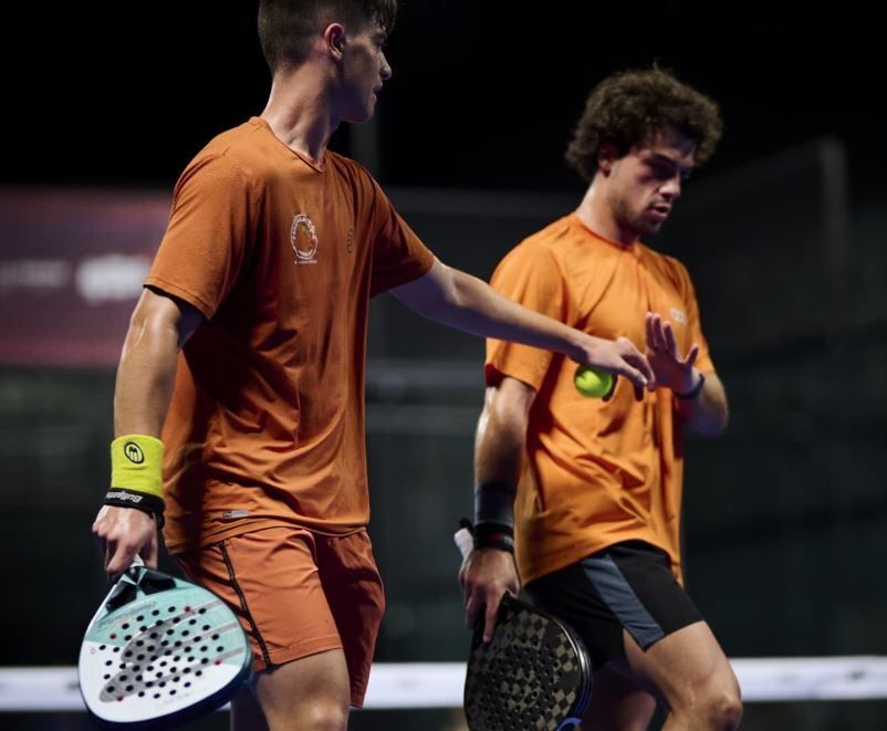 El menorquí i la seva parella segueixen endavant a Rotterdam