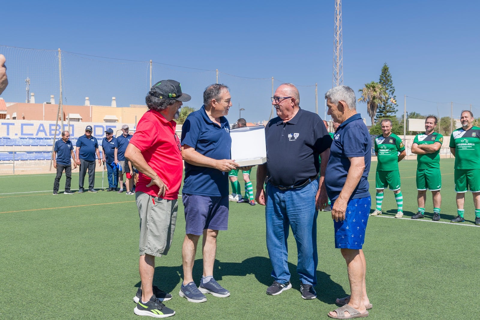 El reconocimiento al gran presidente del Cabo de Gata.