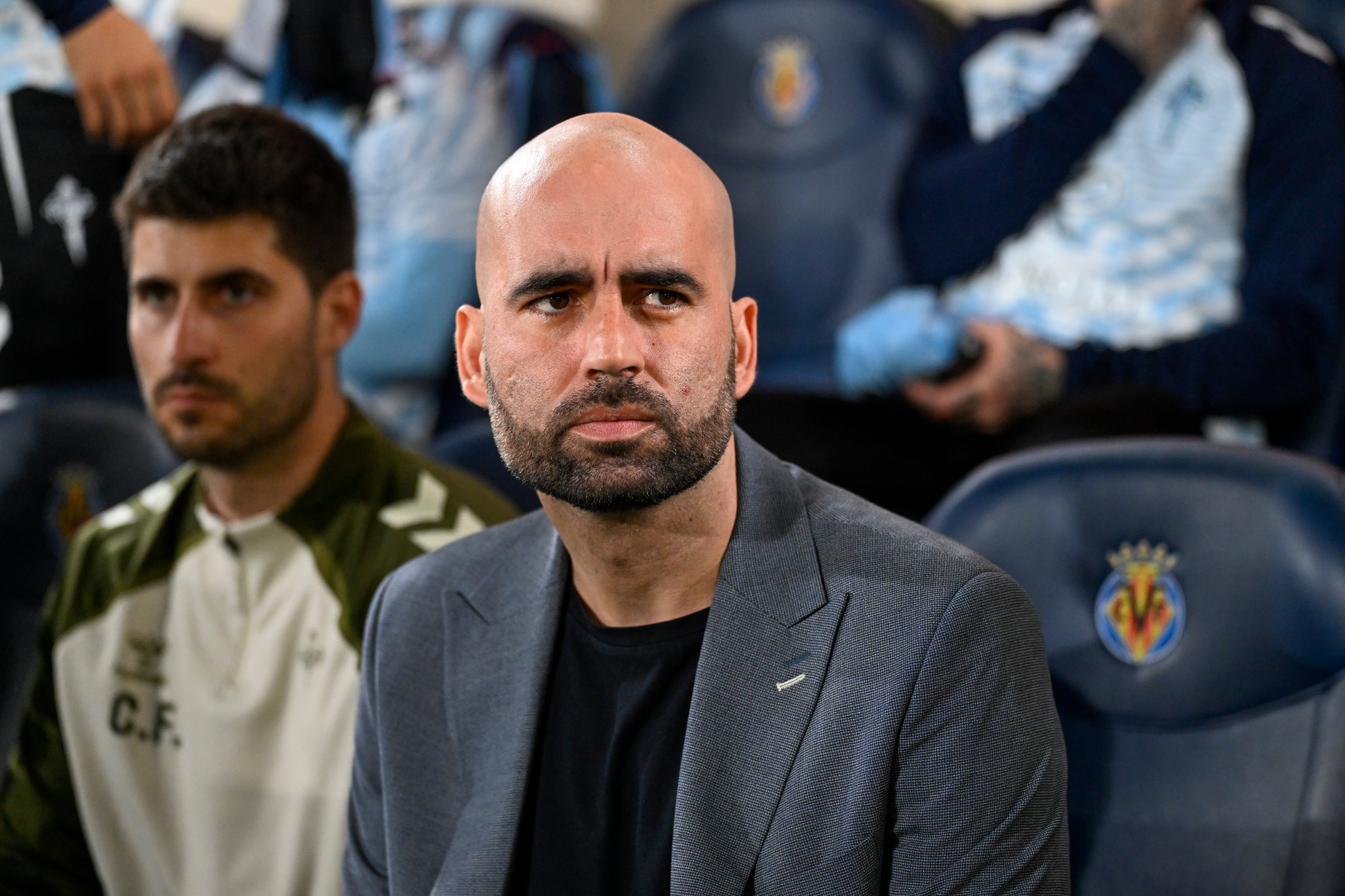 VILLARREAL, 26/04/2026.- El entrenador del Celta, Claudio Giráldez, durante el encuentro de la jornada 32 de LaLiga que Villarreal CF y Celta de Vigo disputan este domingo en el estadio de La Cerámica. EFE/Andreu Esteban