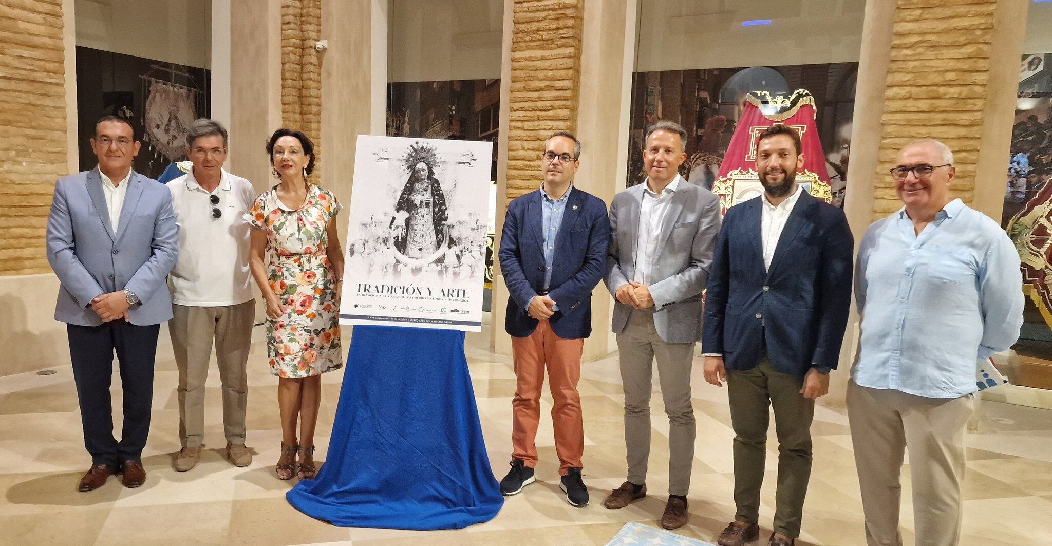 Presentación de la exposición del Paso Azul
