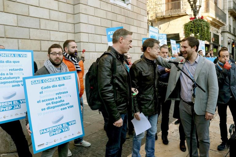 Protesta de la Plataforma &quot;Gais contra el VIH&quot; en favor una medicación preventiva contra el VIH en Barcelona  