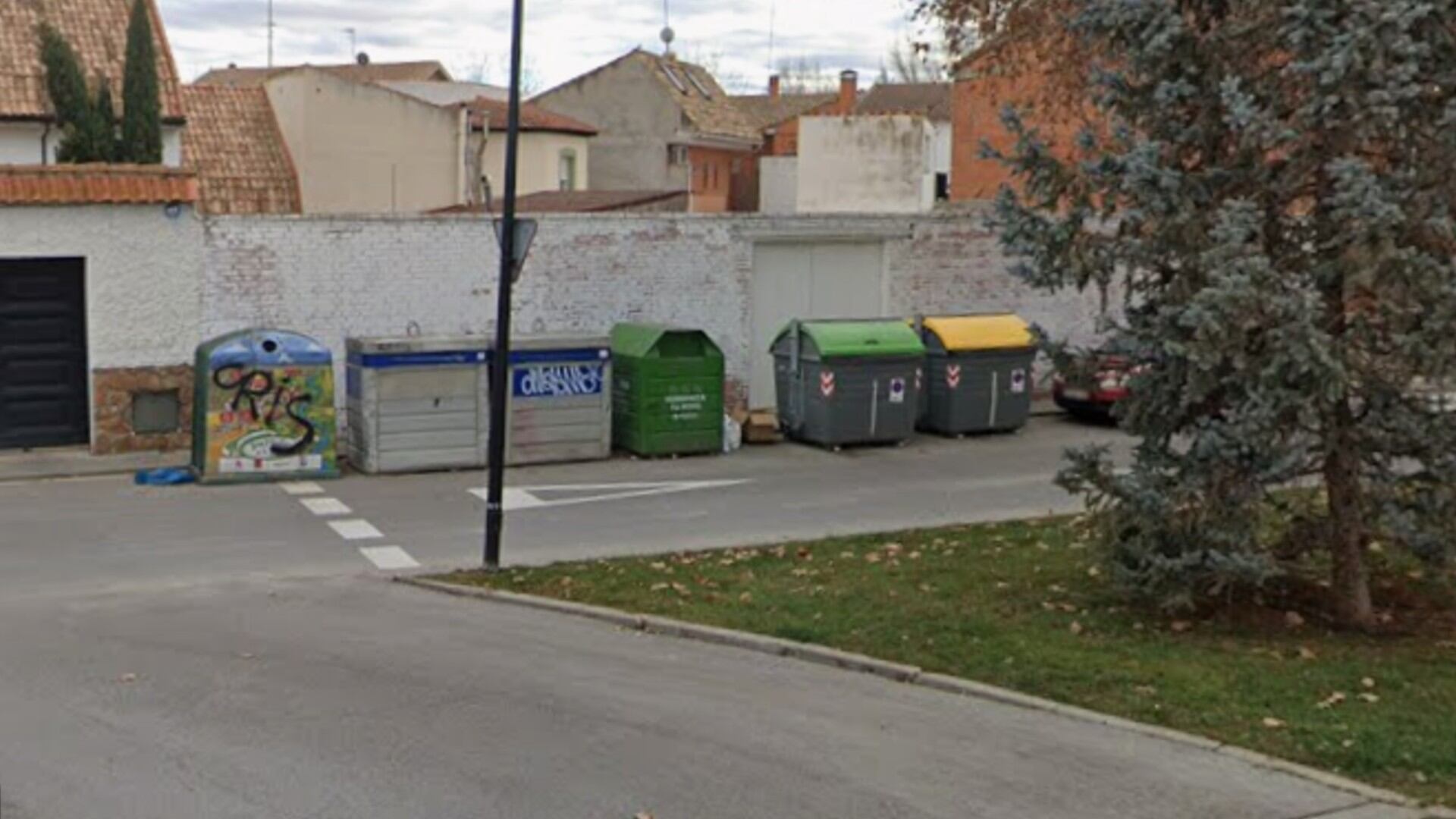 Contenedores de basura, también papel y cartón, en San Martín de la Vega