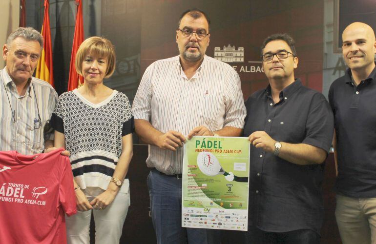 Presentación del I Torneo comarcal de Pádel Neofungi Pro ASEM-CLM