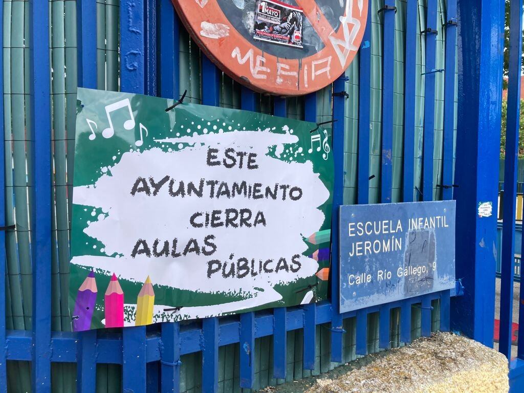 Imagen de uno de los carteles de protesta en la Escuela Infantil Jeromín de Leganés