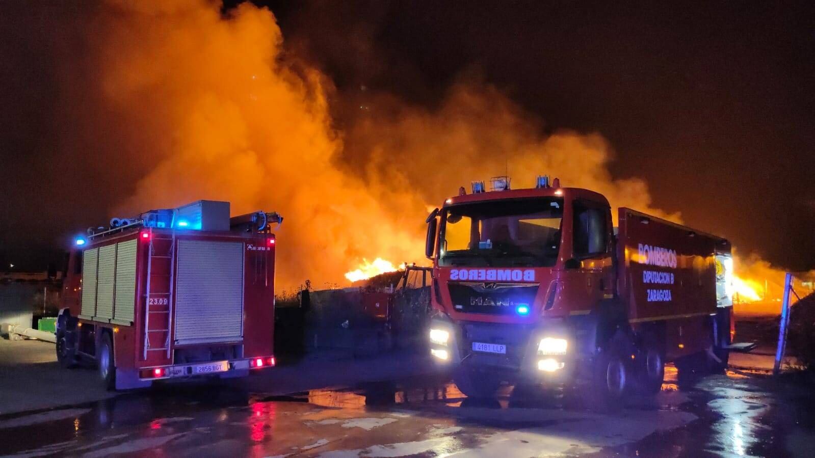 Incendio en la empresa Biomasa Cinco Villas/ Policía Local de Ejea