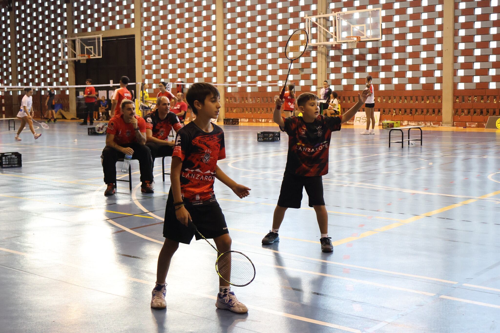 Jugadores del Auria Bádminton Club en el Campeonato de Canarias.