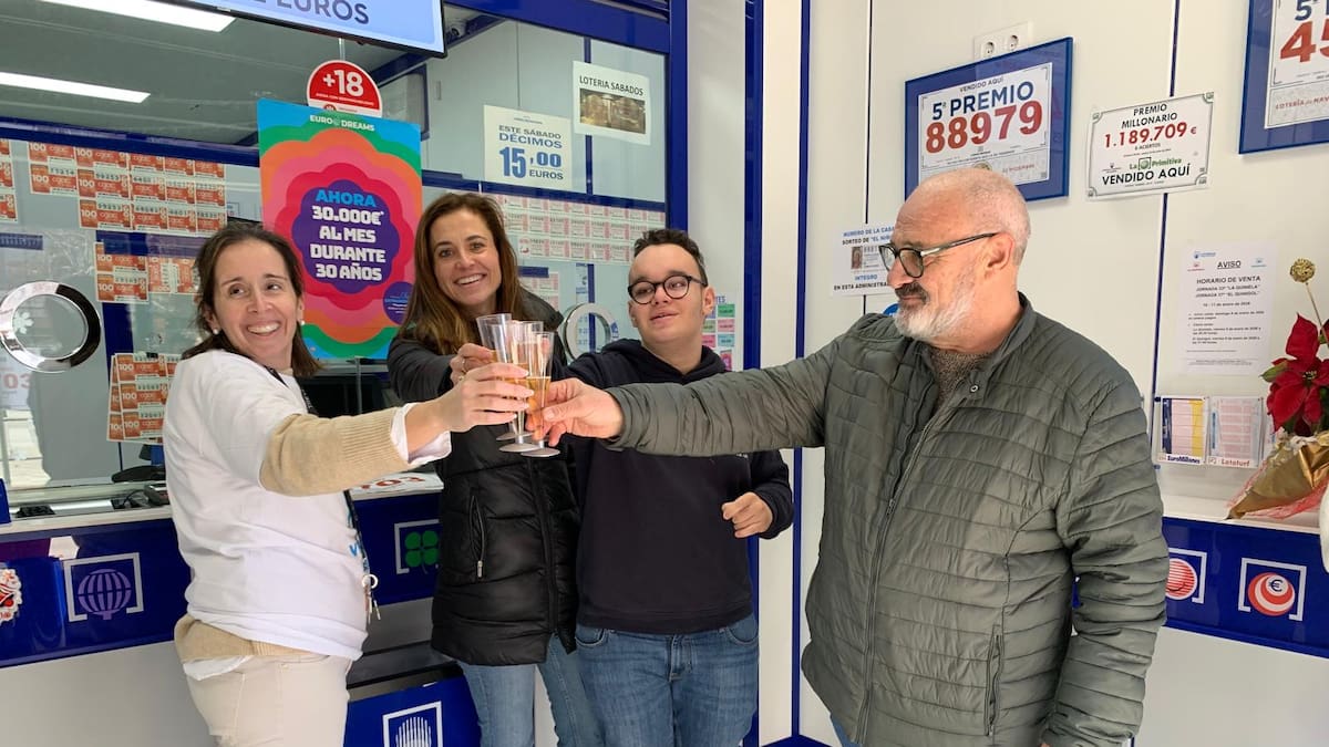 La perseverancia y la suerte de última hora en el Primer Premio del Sorteo del Niño en Motilla del Palancar (Cuenca)