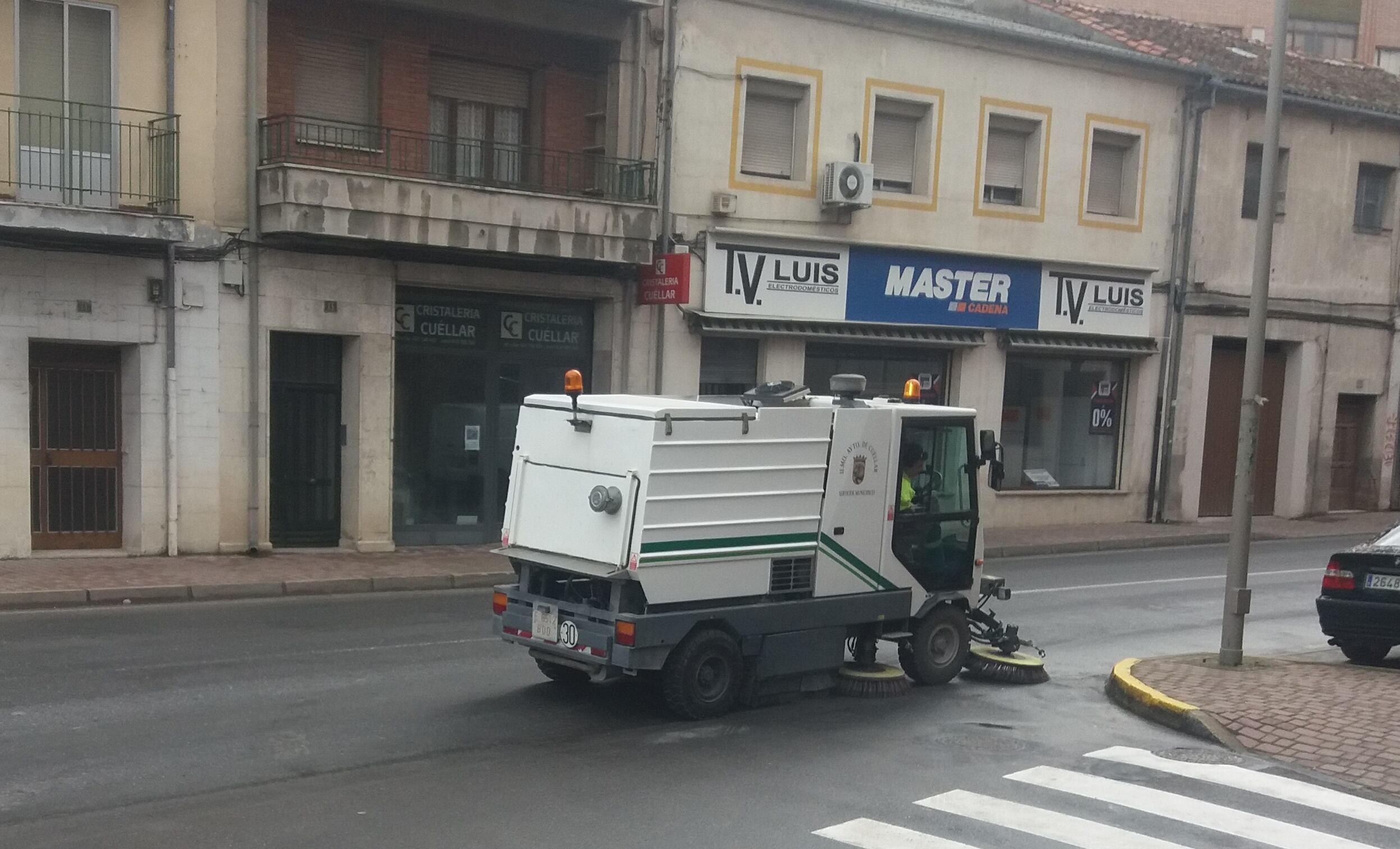 Barredora del Ayuntamiento de Cuéllar