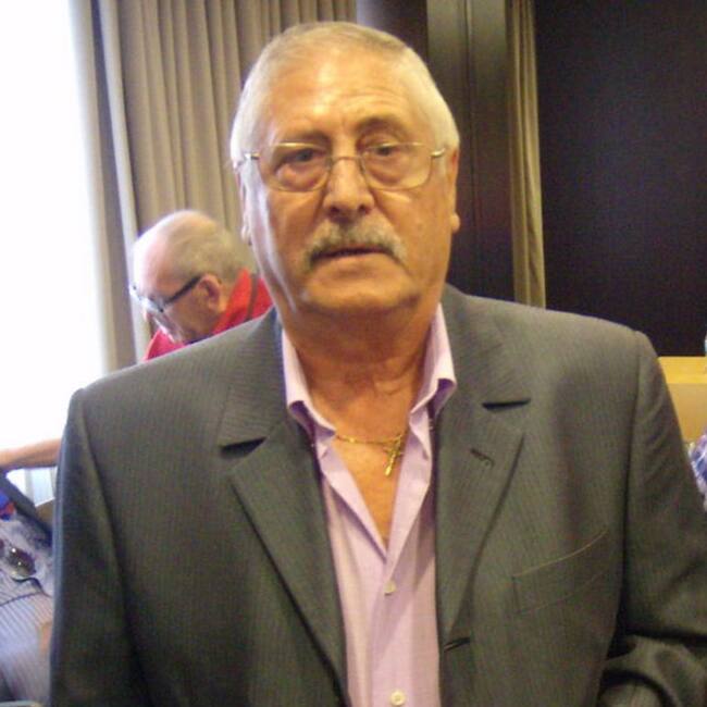 Juan Manuel Gil Alonso "Sosky" con la camiseta de su Deportivo Eldense