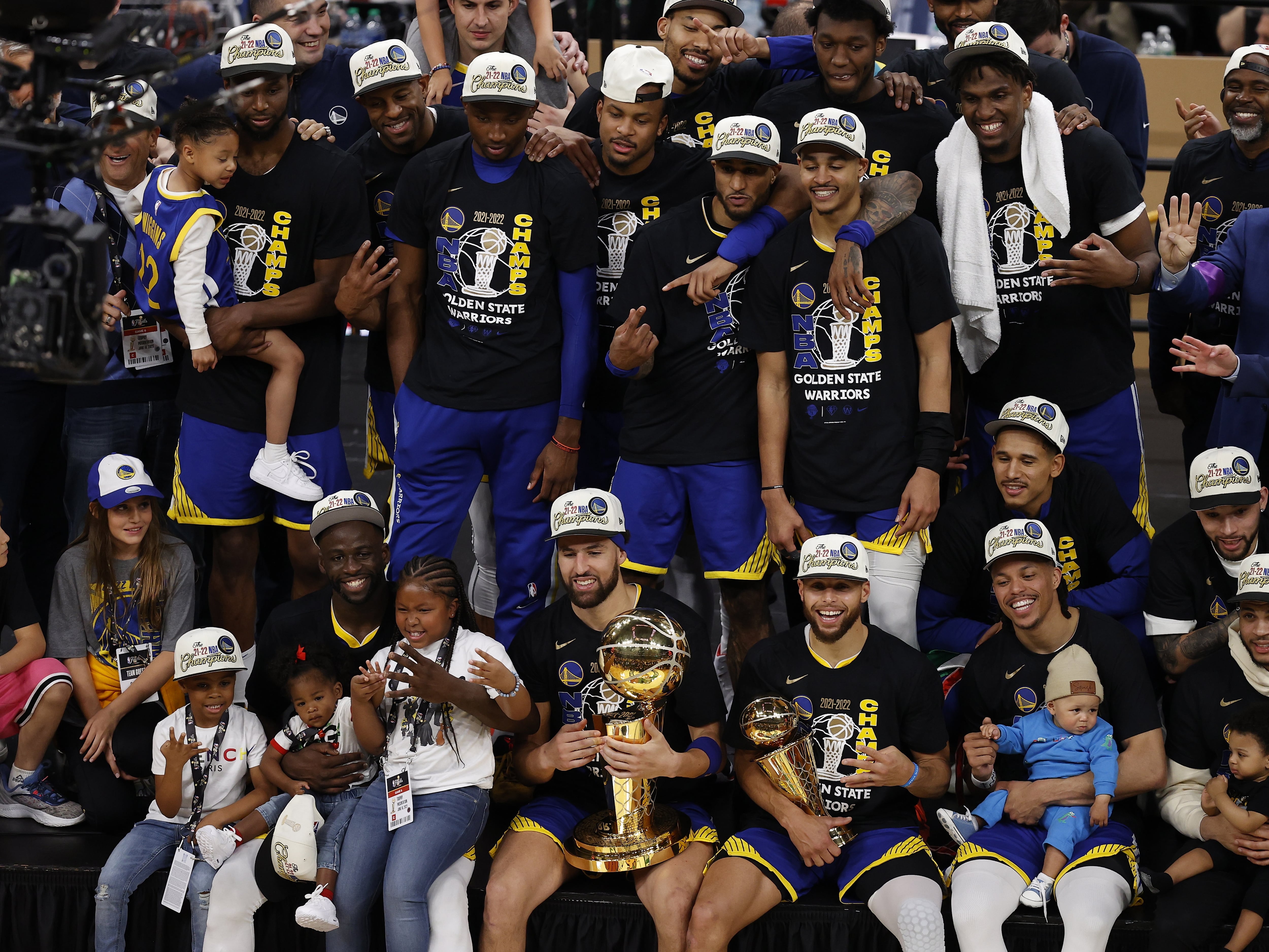 Los Golden State Warriors celebran su anillo de la NBA EFE/EPA/JOHN G. MABANGLO SHUTTERSTOCK OUT