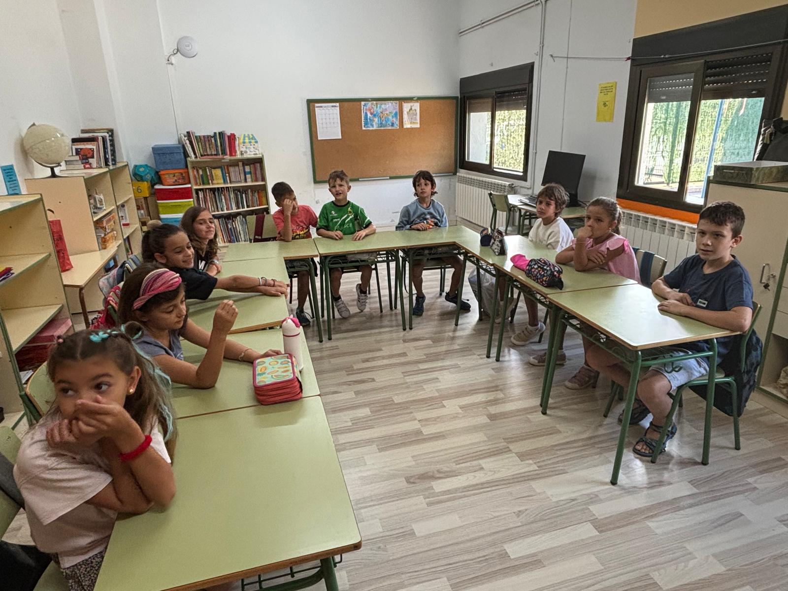 Vuelta al cole en una de las aulas del CRA Montearagón de Chimillas (Huesca)