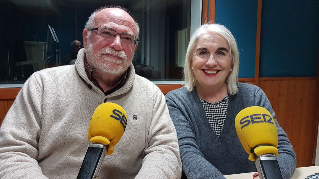 Javier Puente y Carmen Sánchez Morán en la tertulia de la Ventana de Cantabria 