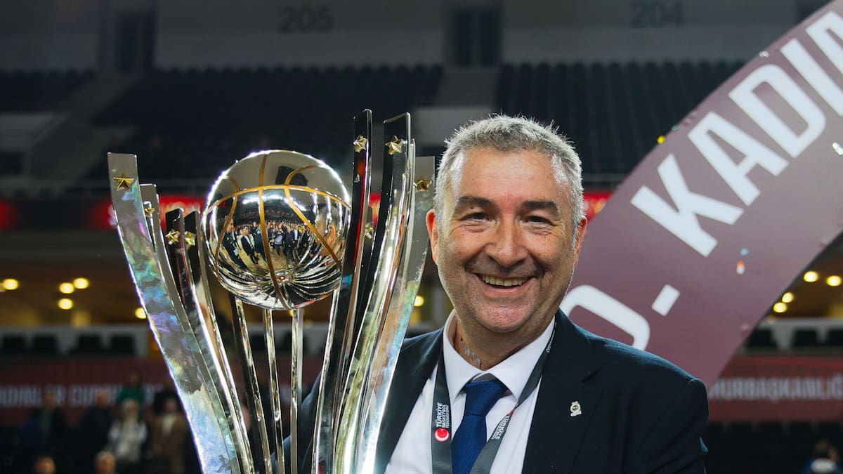 Miguel Méndez gana un nuevo título