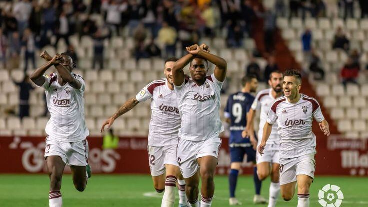 Kawaya celebra su gol ante el Oviedo
