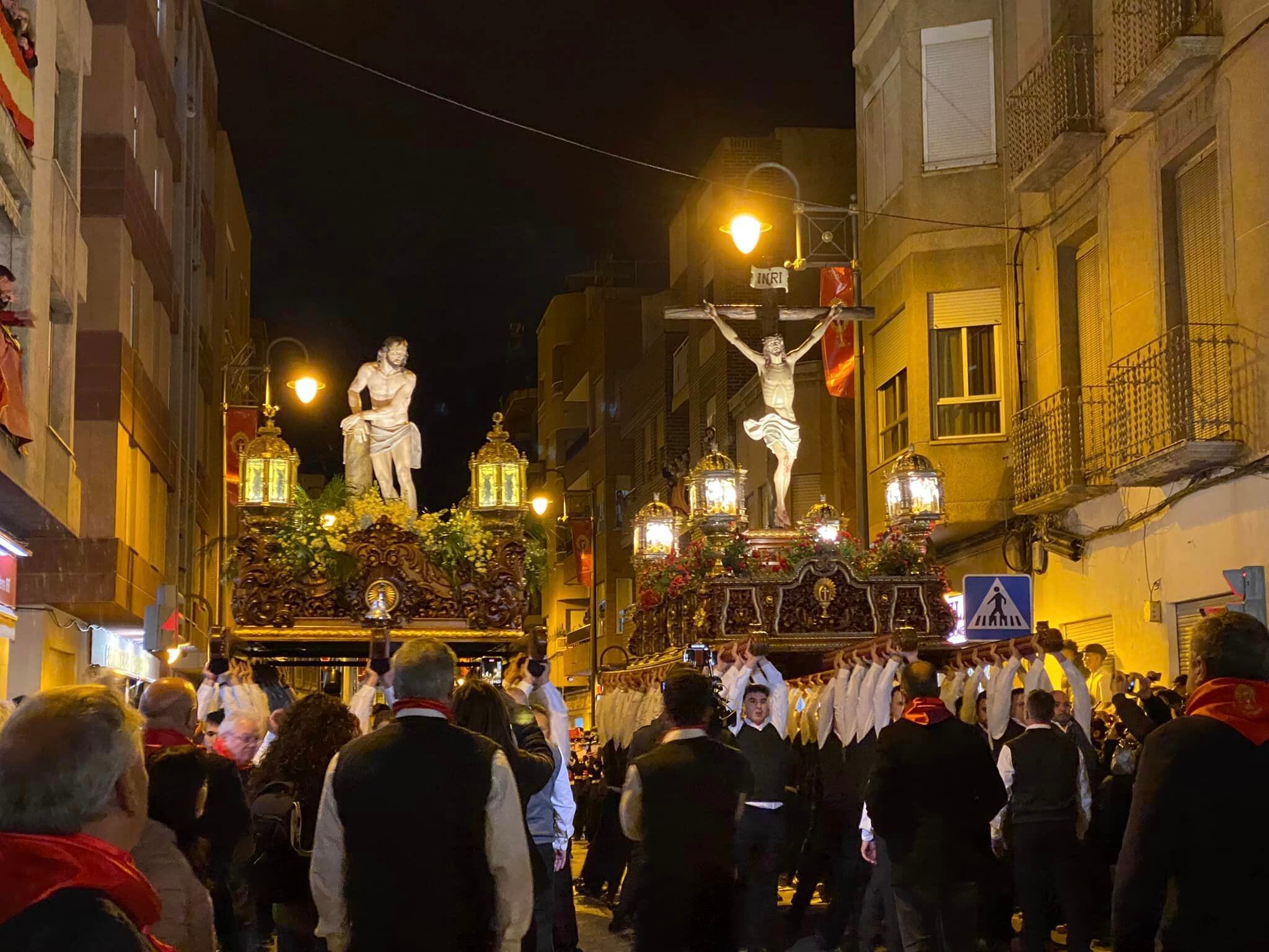 Cristo de la Sangre, y el Cristo de la Penitencia en el encuentro penitencial de los rabaleros