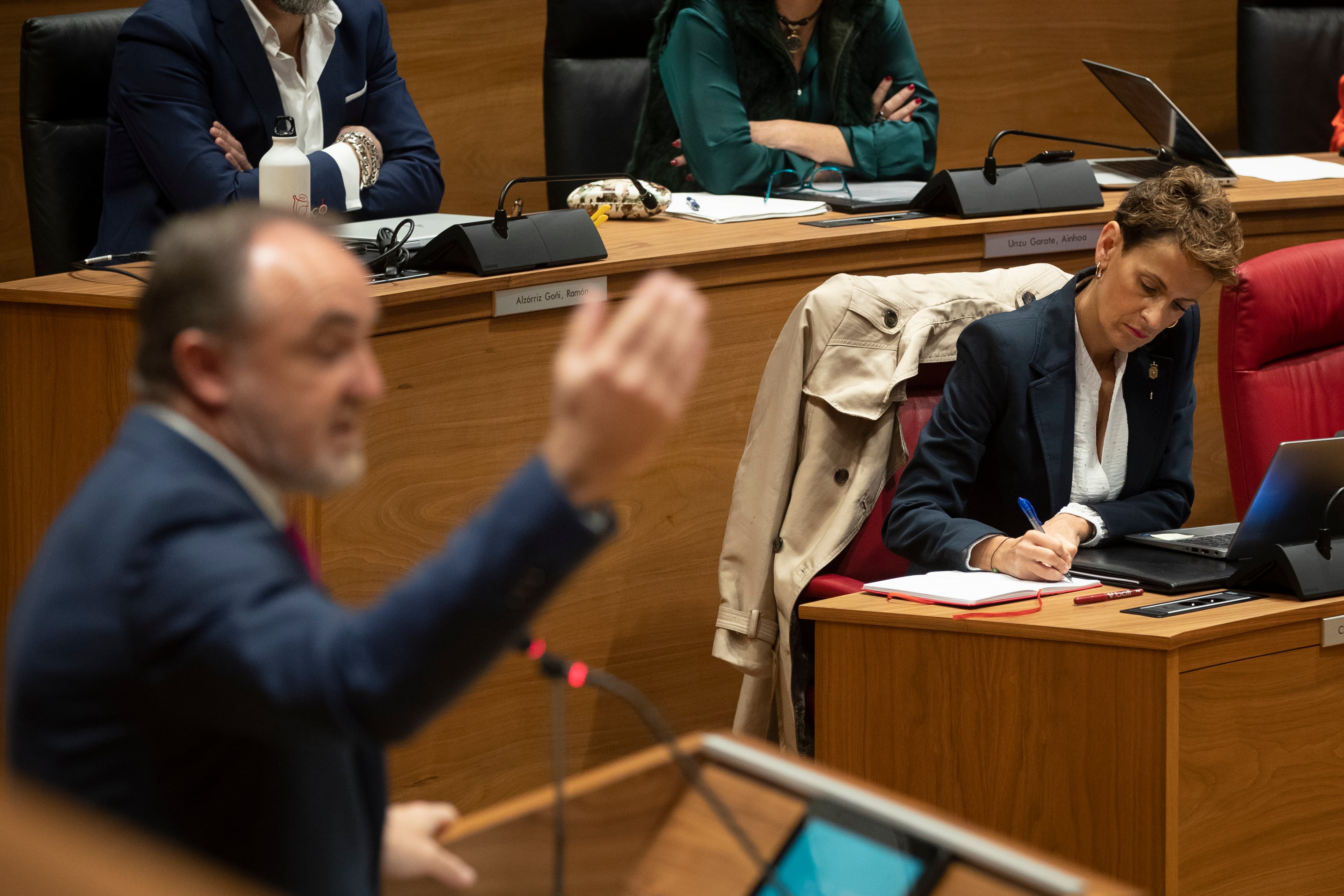 Javier Esparza (UPN), y la presidenta de Navarra, María Chivite