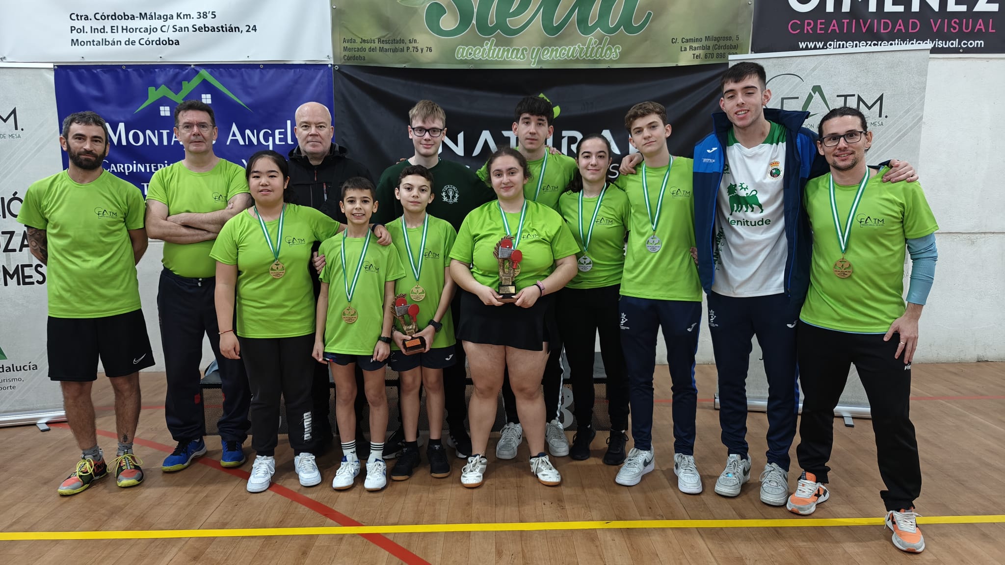 Selección jiennense que ha participado en el Campeonato de Andalucía de tenis de mesa de selecciones provinciales.