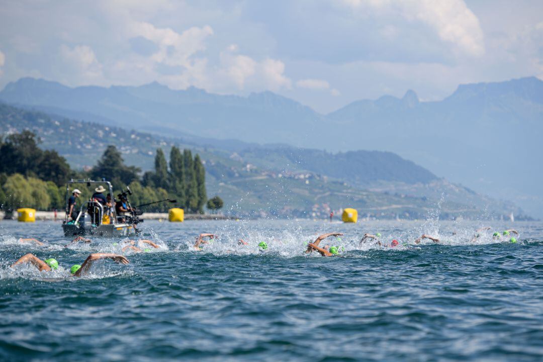 Imágenes de archivo de una prueba de triatlón en Lausana.