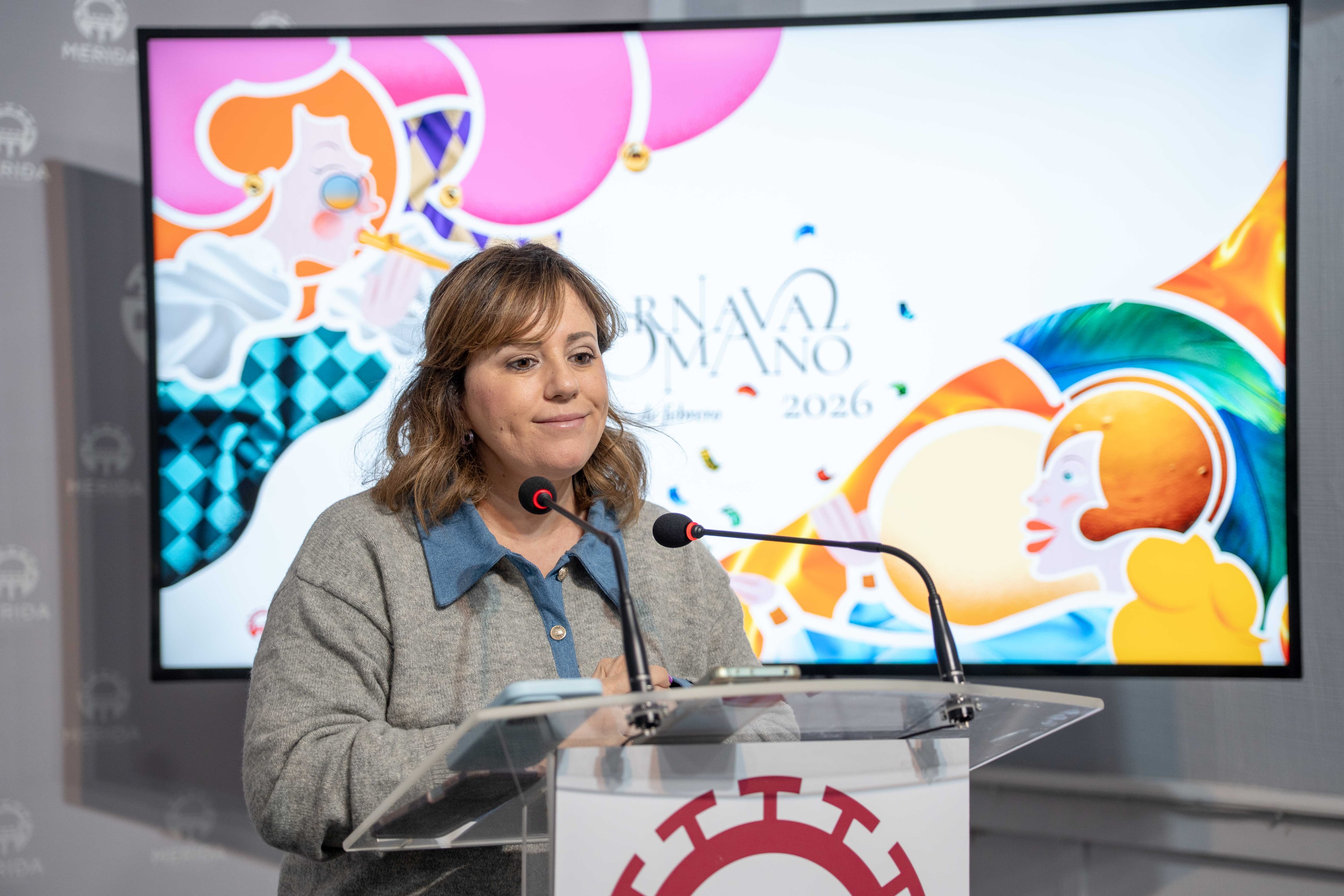 Ana Aragoneses presenta las bases del Desfile de Carnaval y del XVIII Concurso Nacional de Drag Queen 'Tomás Bravo'