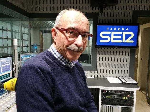 Alfredo Matesanz en los estudios de Radio Segovia