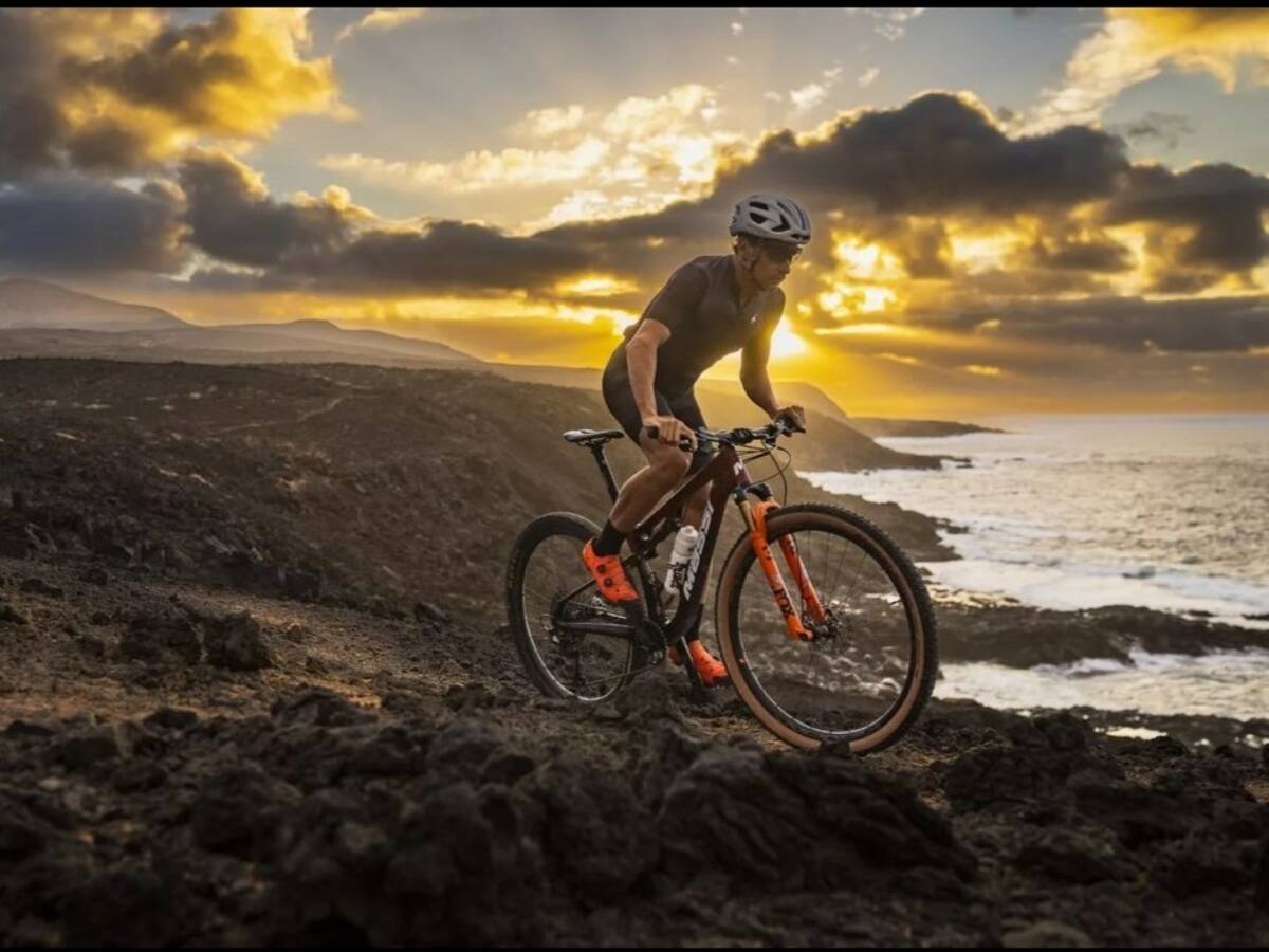 Iván Raña se une a Luis León Sánchez y Tessa Kortekaas en la 'Tenerife Teide 360'