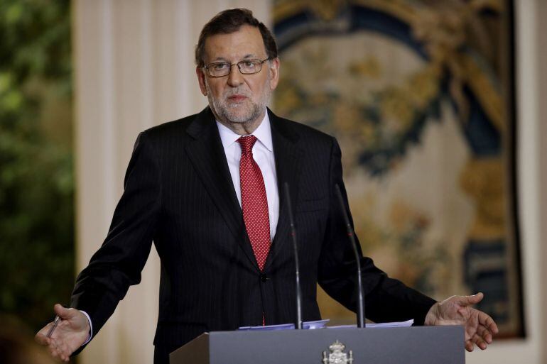 El presidente del Gobierno, Mariano Rajoy, durante una rueda de prensa en el Palacio de la Moncloa