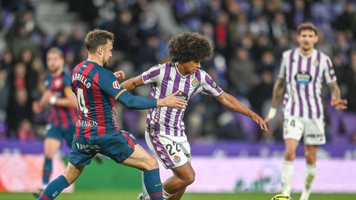 El Huesca no arranca, pierde 1-0 en Valladolid y cae de nuevo al descenso