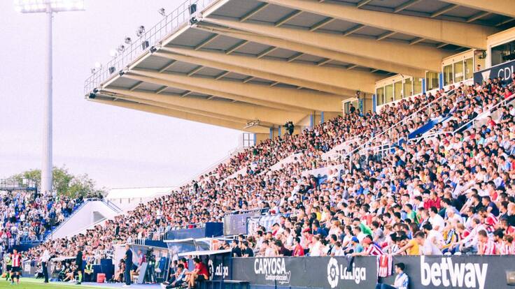 Manu Carreño: "El CSD no descarta que haya público en unos estadios de fútbol y en otros no"