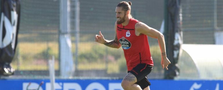 Albentosa en un entrenamiento del Deportivo