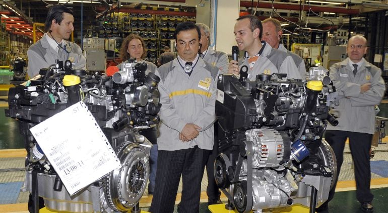 Imagen de archivo del CEO de Renault, Carlos Ghosn, durante una visita a Valladolid