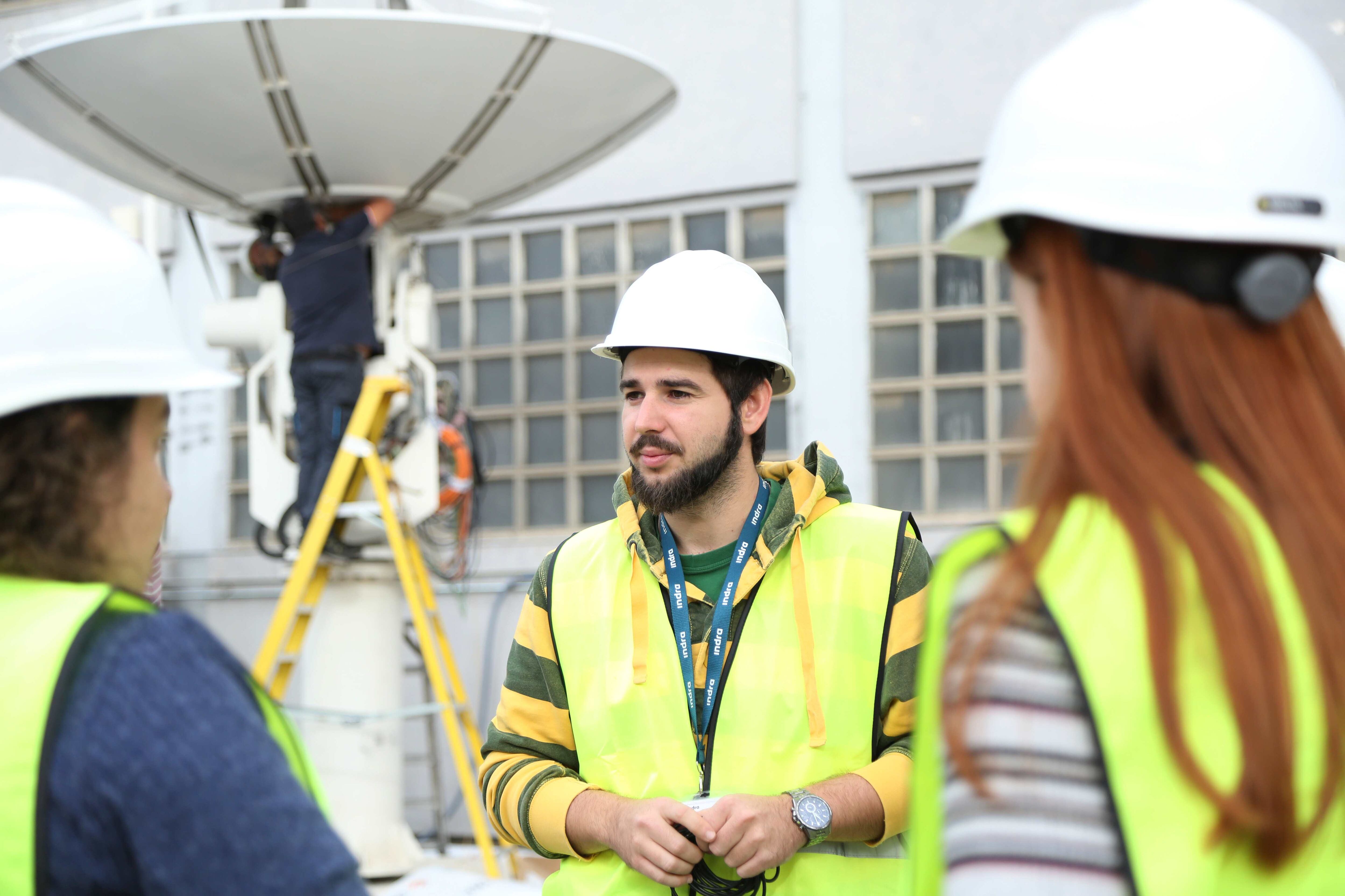 Indra oferta 150 vacantes en Andalucía